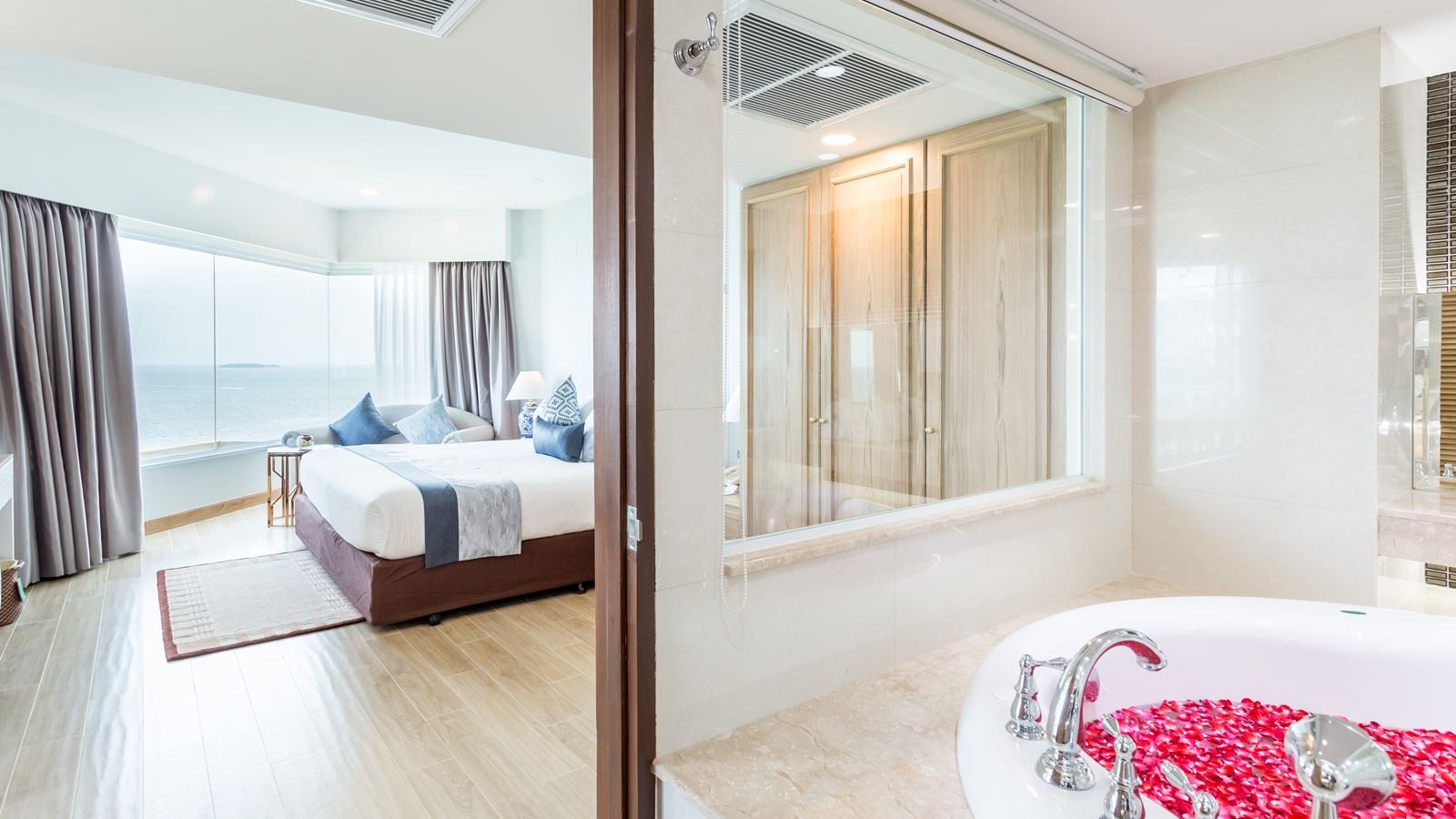 rooms-1-bedroom-diamond-suite