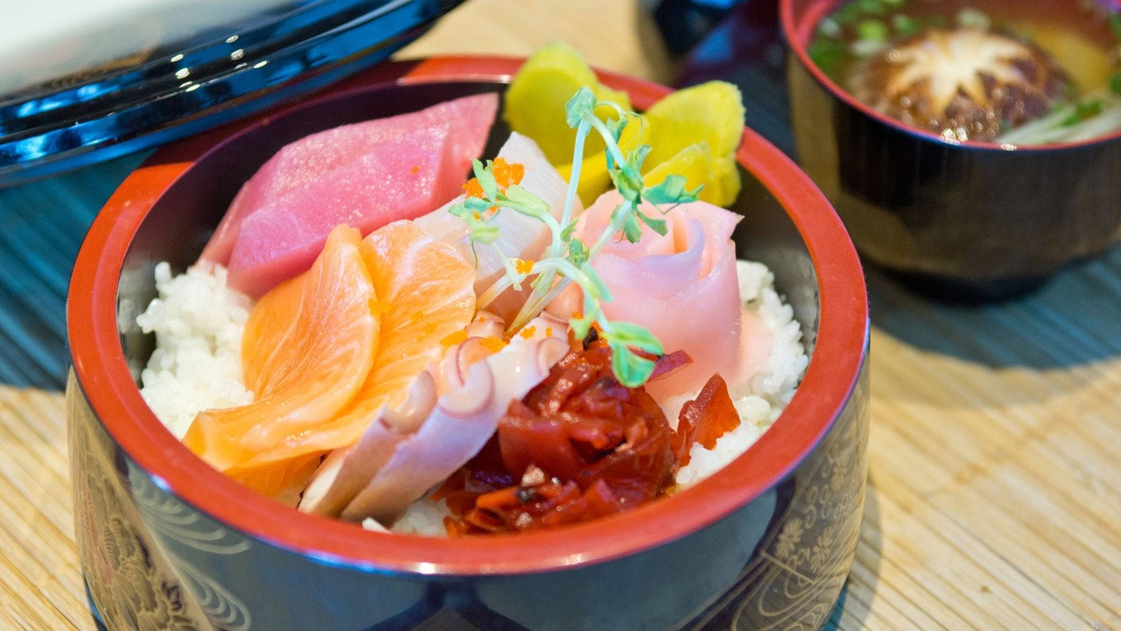 restaurants-chamu--japanese-corner