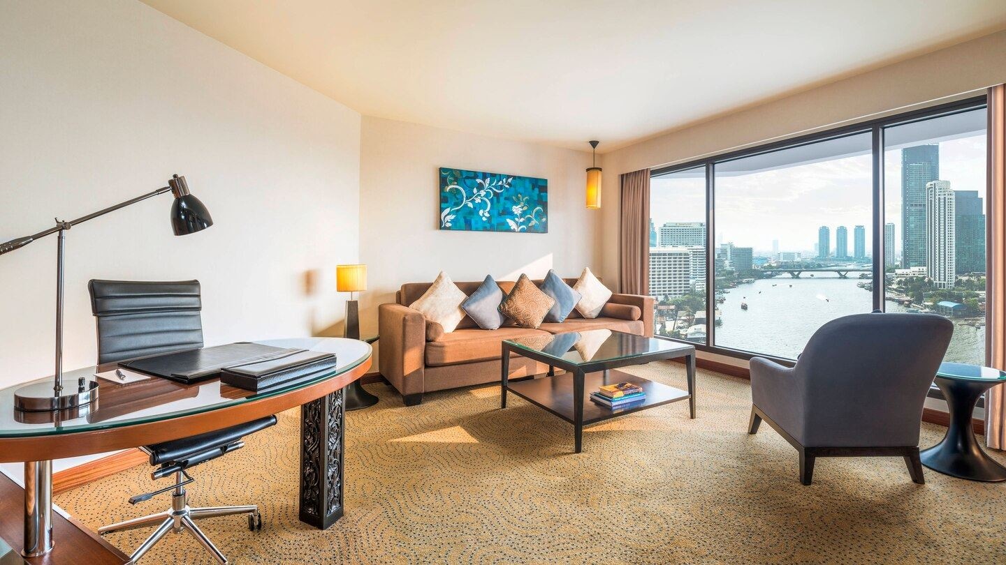 rooms-club-executive-riverview-suite