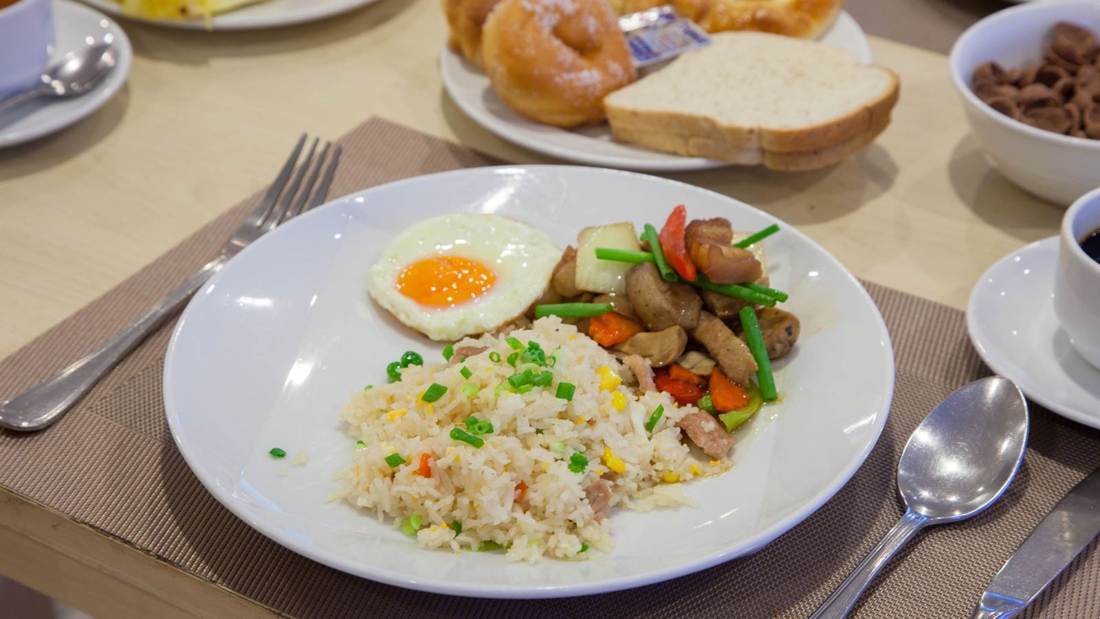 restaurants-restaurants