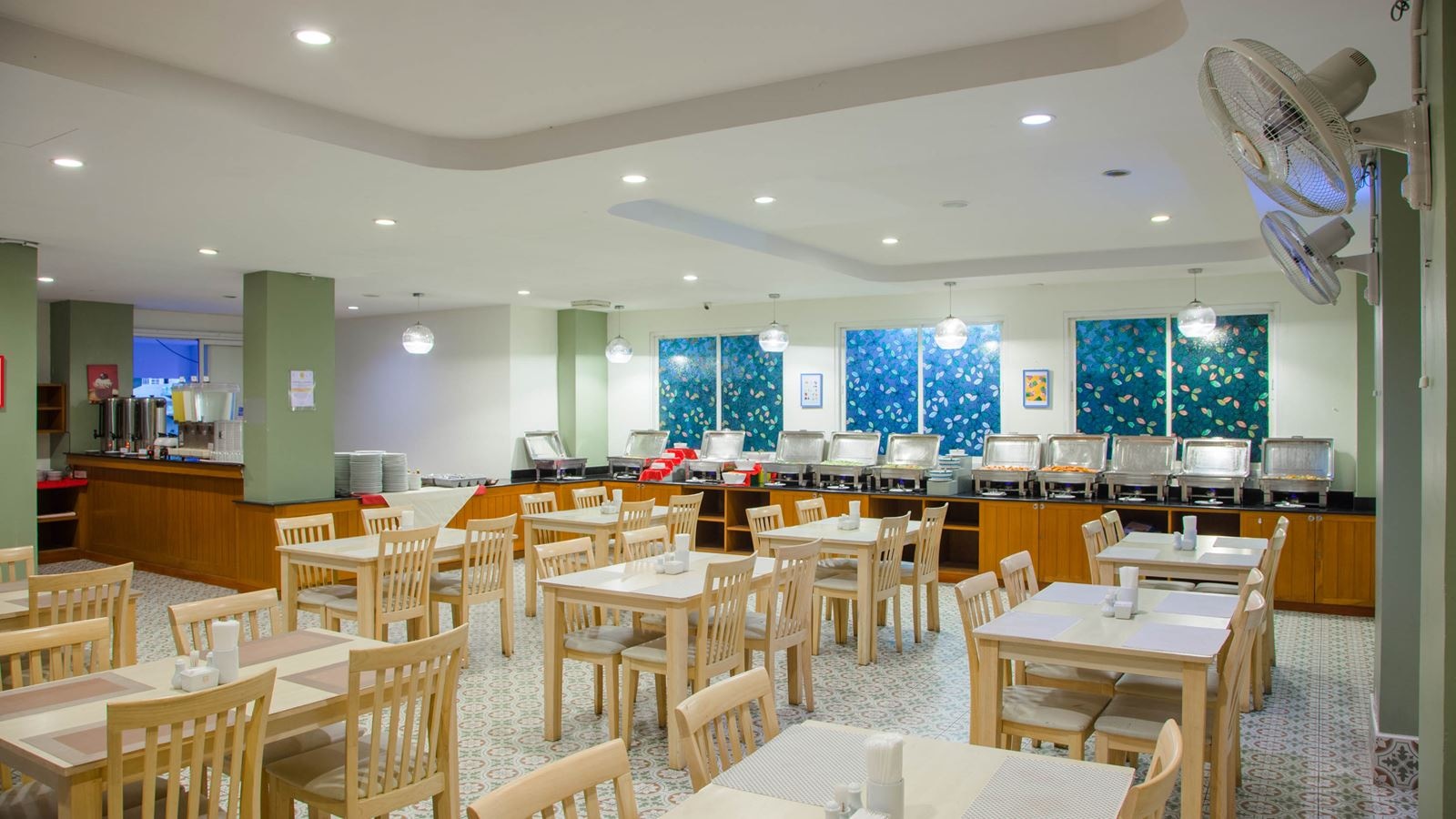 restaurants-restaurants