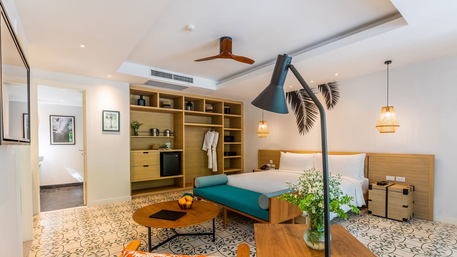 rooms-surin-studio-balcony