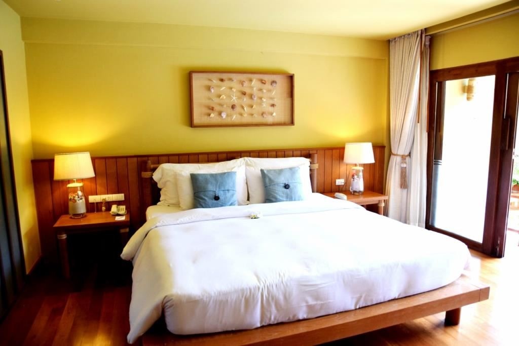 rooms-grand-deluxe-room