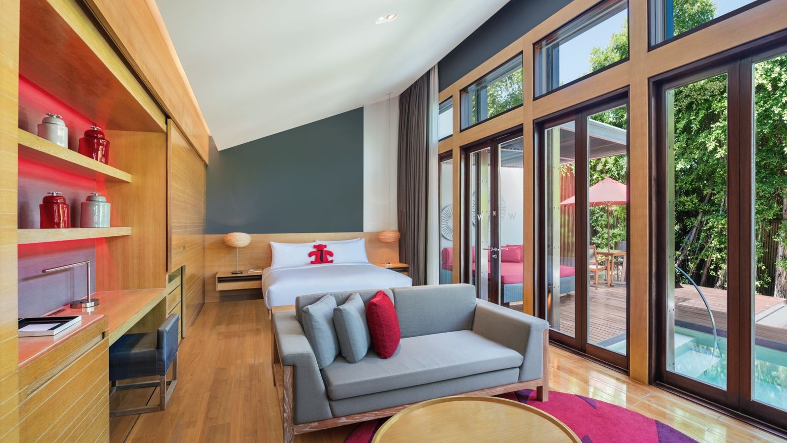 rooms-tropical-oasis