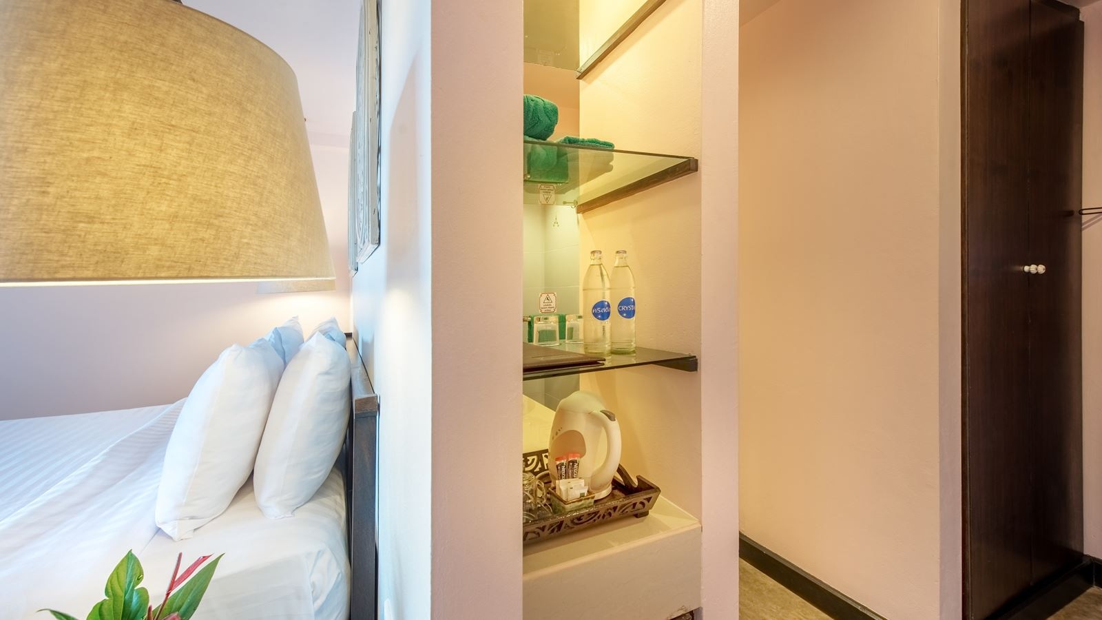 rooms-deluxe-garden-view