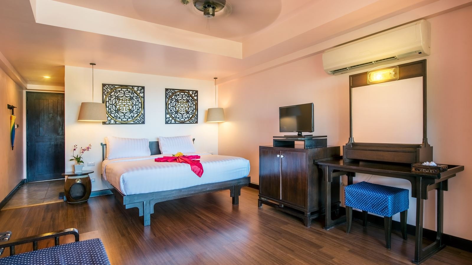 rooms-deluxe-sea-view