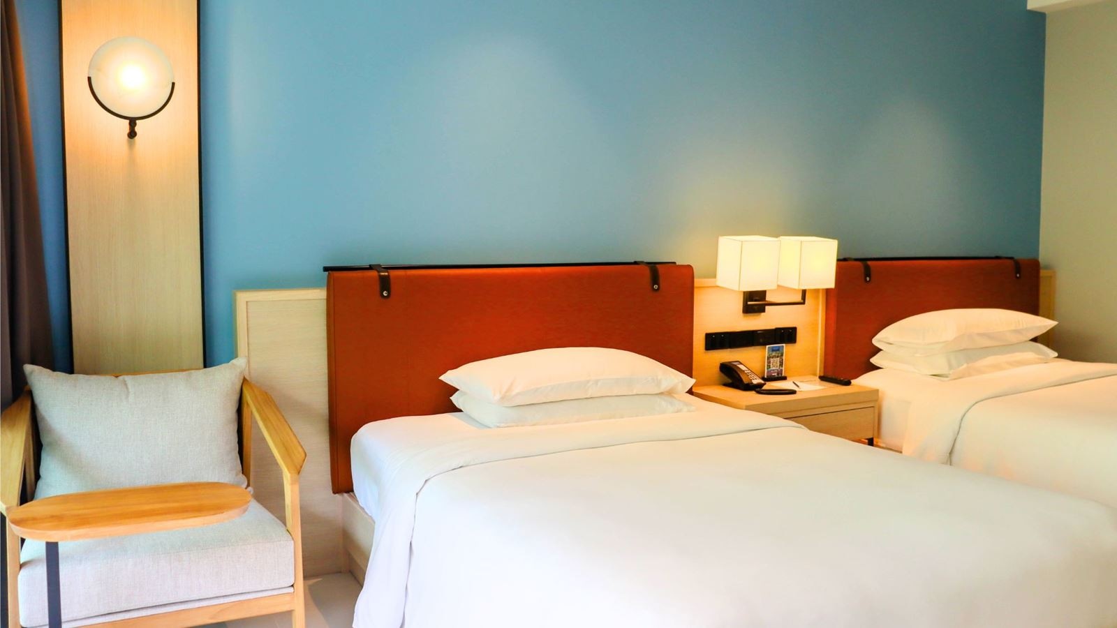 rooms-family-garden-view-room