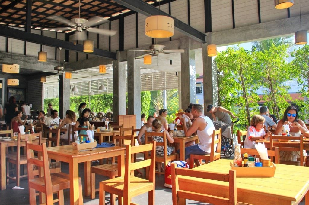 restaurants-kata-lucy-villa