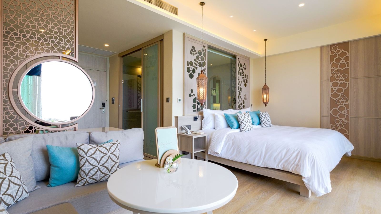 rooms-seaview-pool-suite
