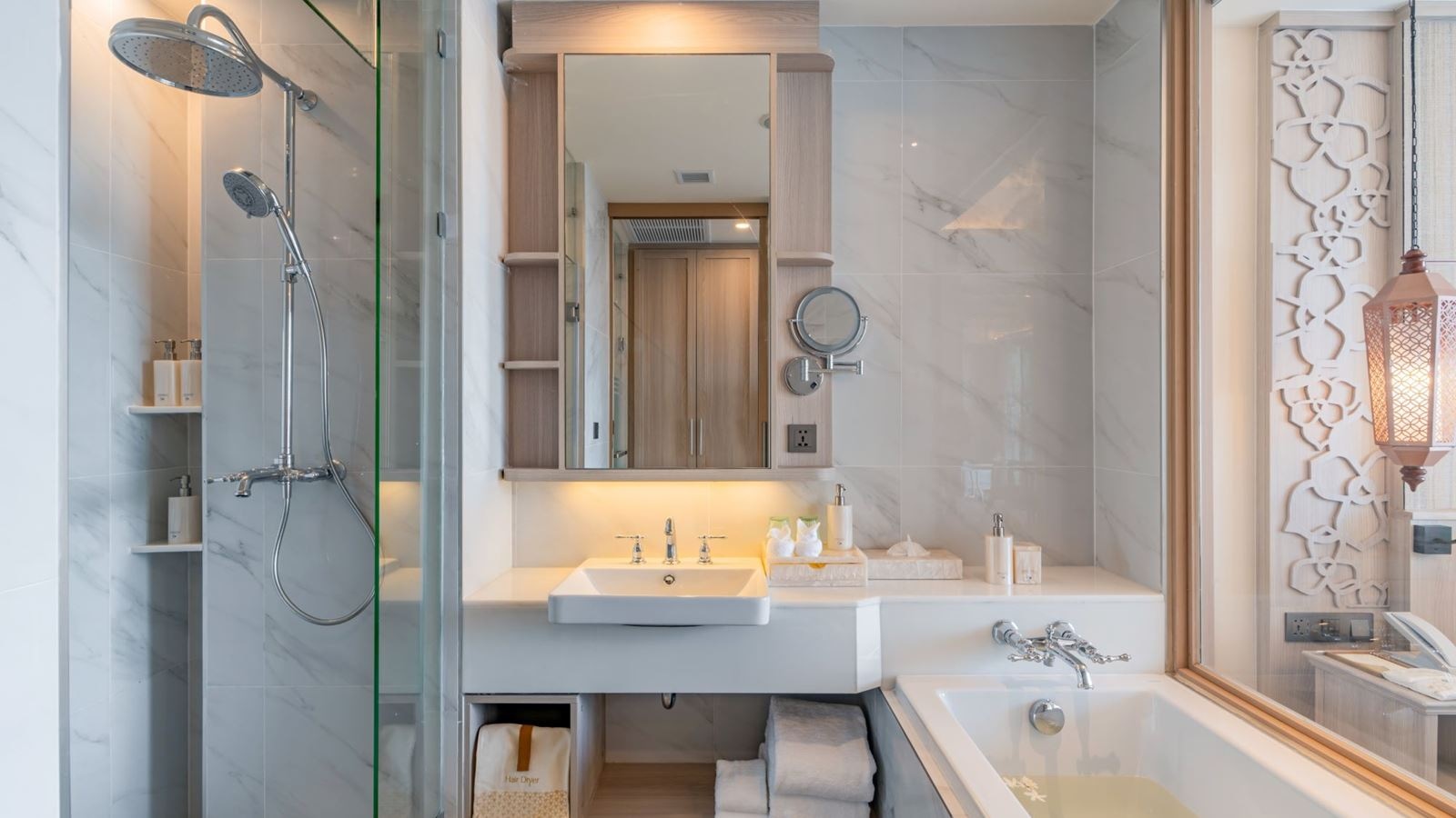 rooms-seaside-twobedroom-pool-suite