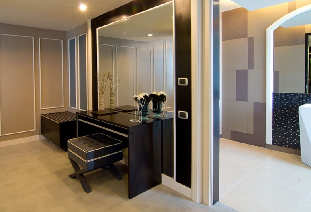 rooms-2bedroom-room-royal-suite-sea-view