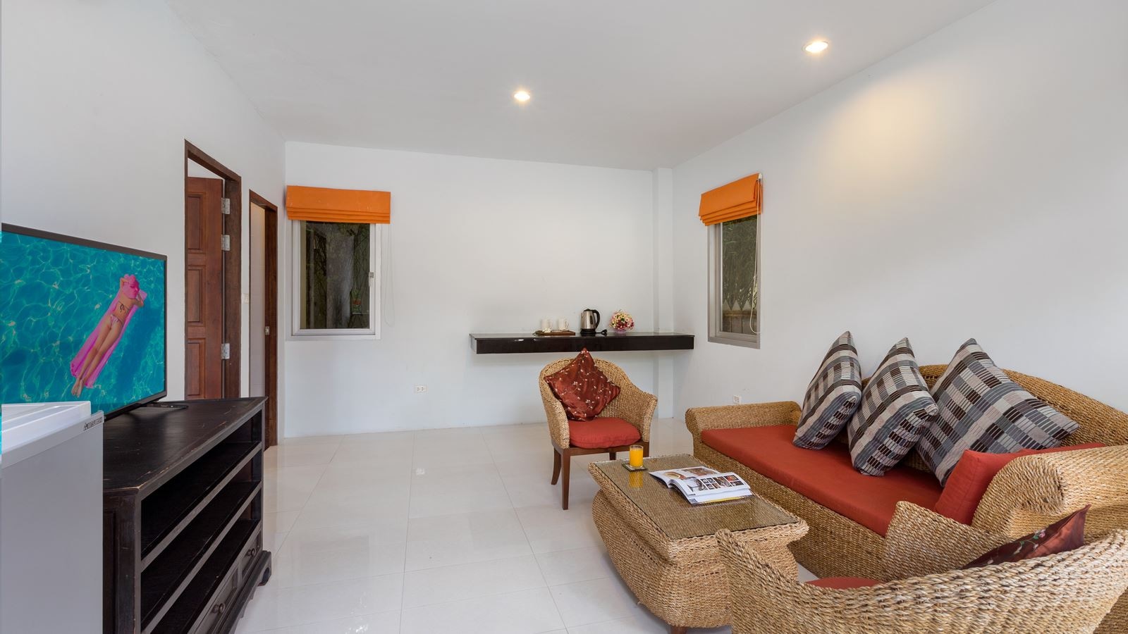 rooms-1-bed-room-suite