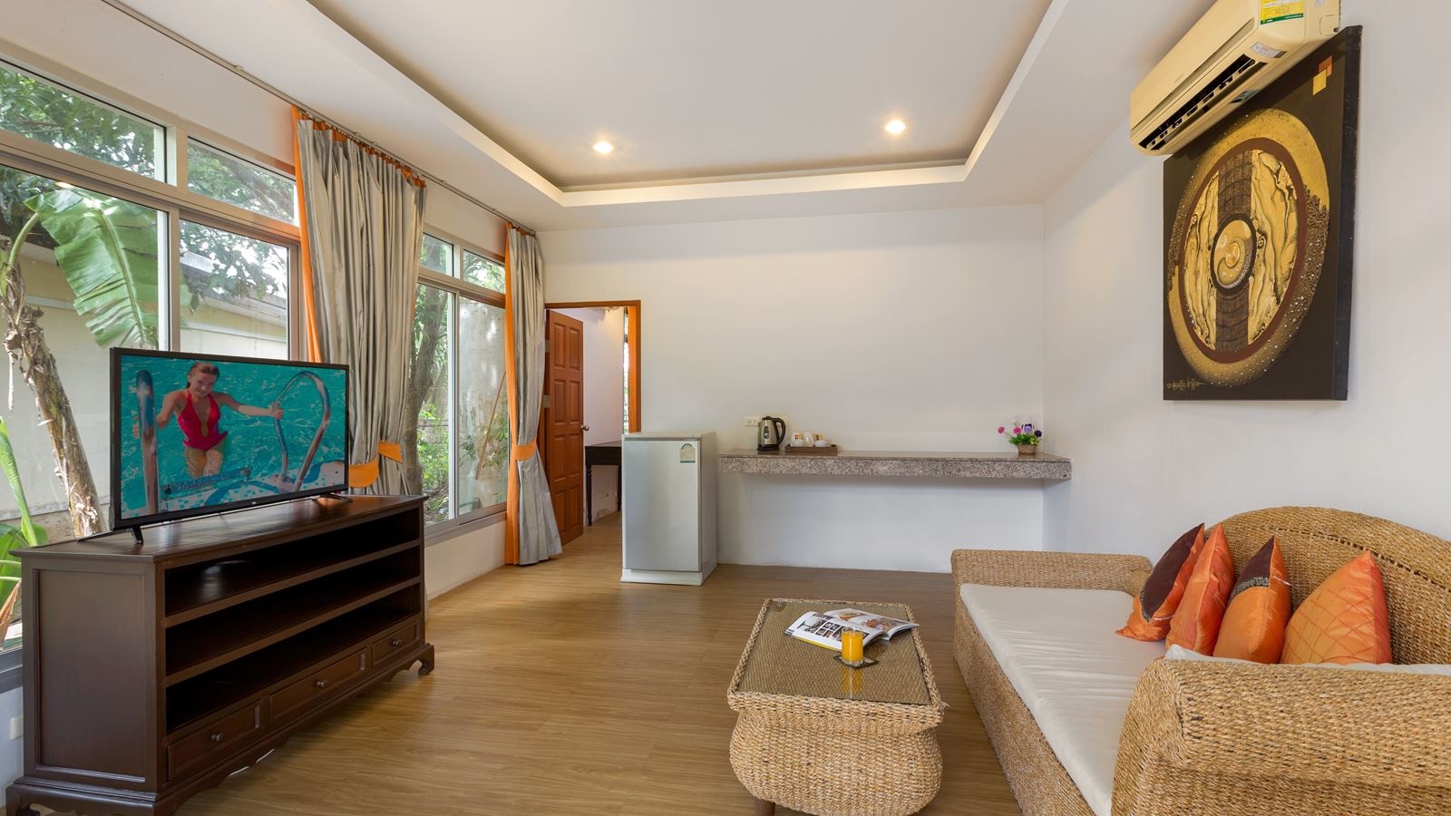 rooms-1-bed-room-suite