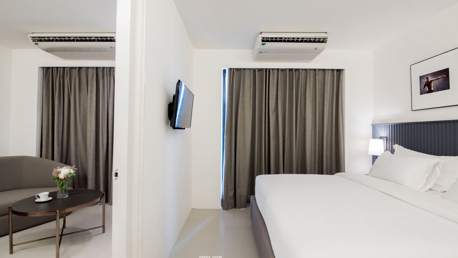 rooms-one-bedroom-suite-pool-access