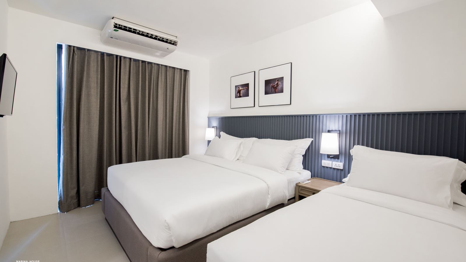 rooms-one-bedroom-suite-pool-access