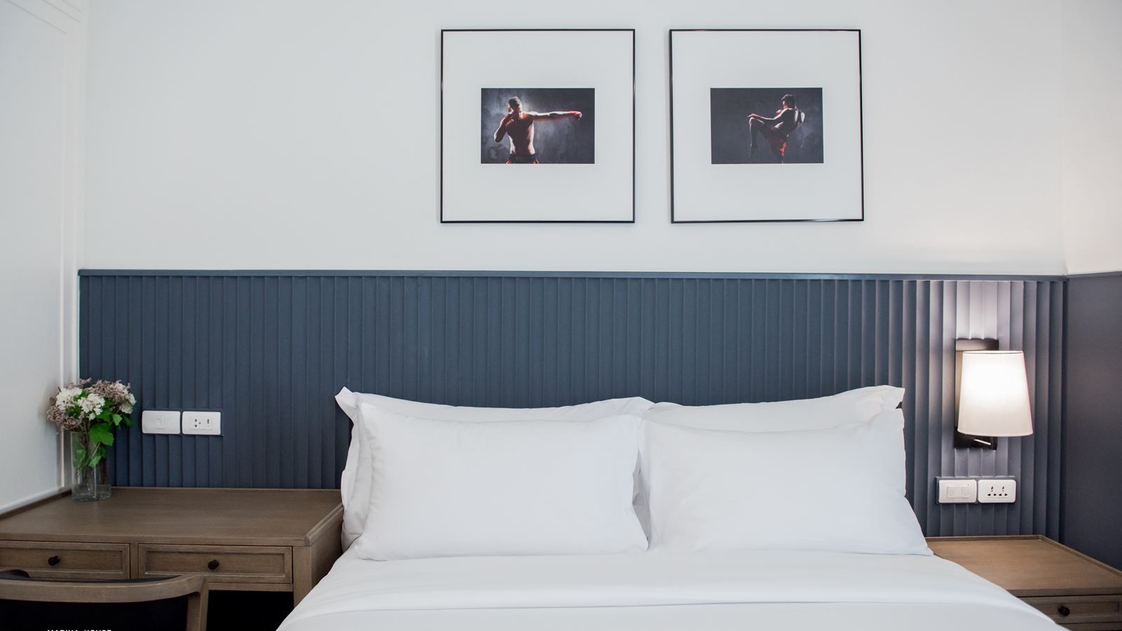 rooms-standard-pool-view