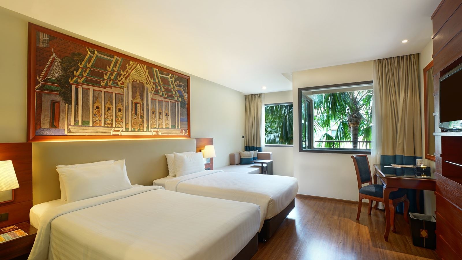 rooms-superior-pool-view