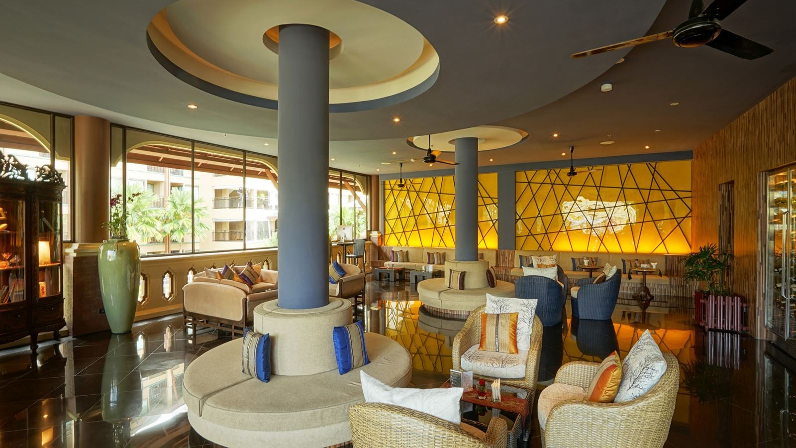 bars-night-blooming-bar