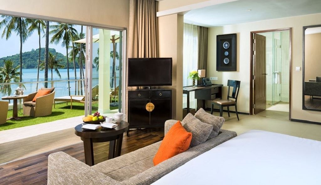 rooms-grand-andaman-sea-view-terace