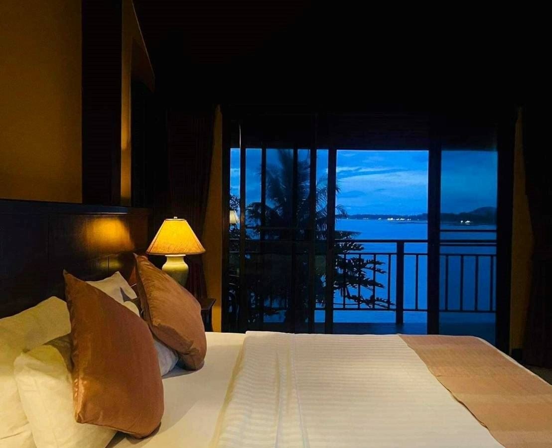 rooms-deluxe-pavilion