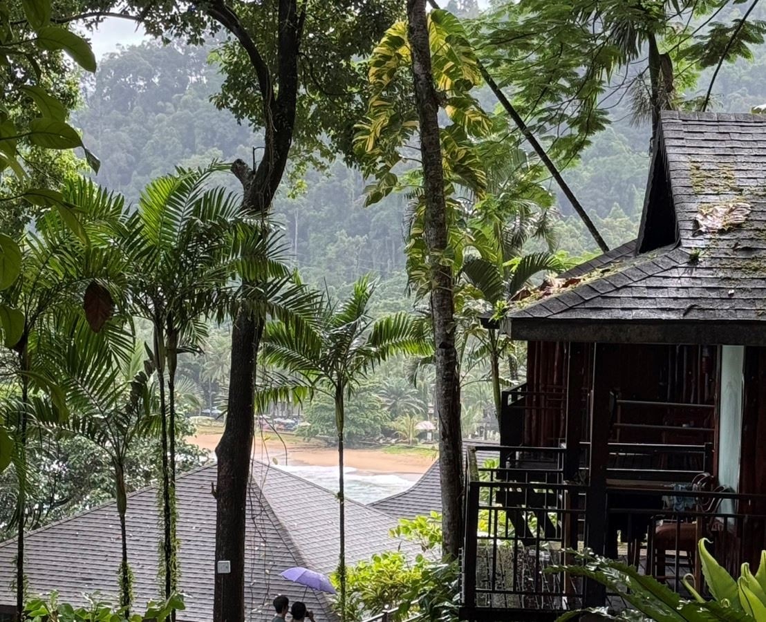 rooms-deluxe-seaview