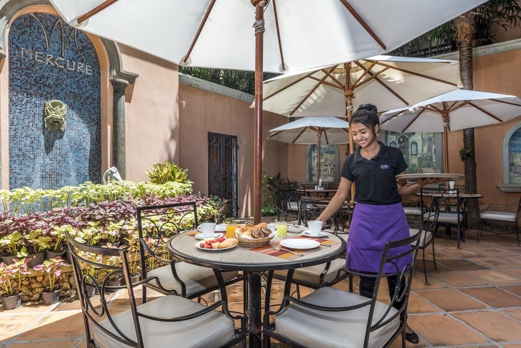 restaurants-baantana-thai-restaurant