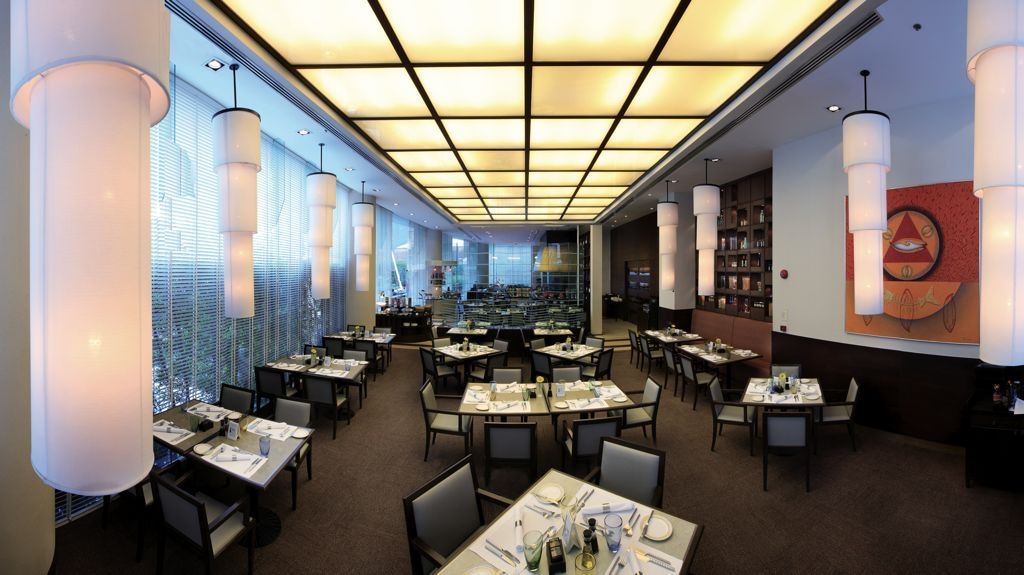 restaurants-cafe-de-nimes