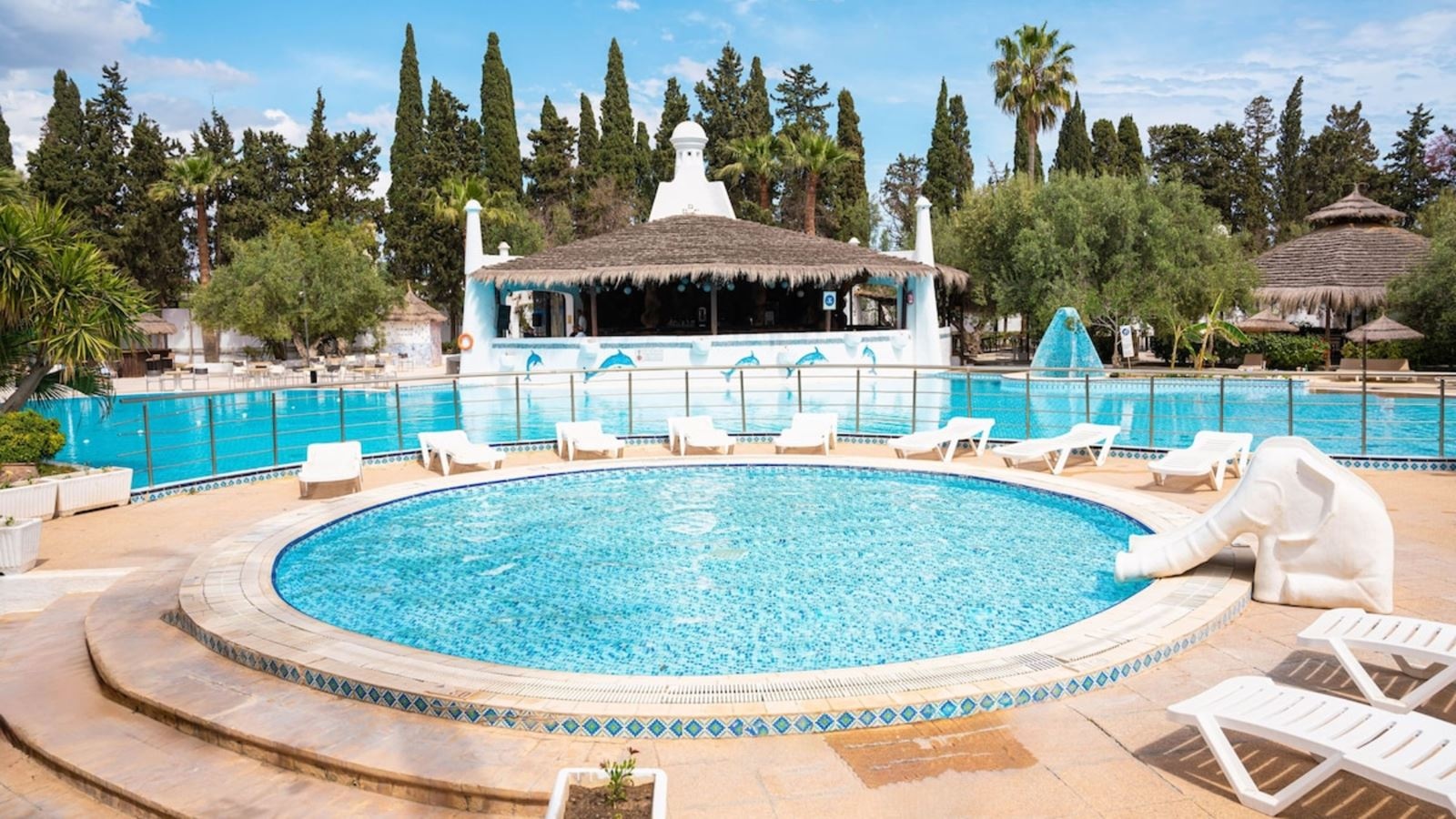 pools-outdoor-childrens-pool