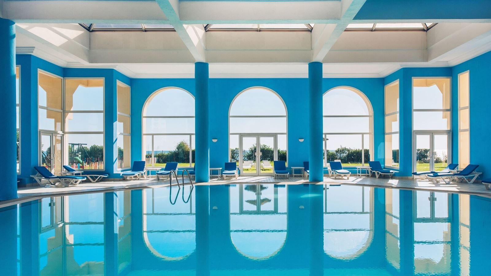 pools-indoor-pool
