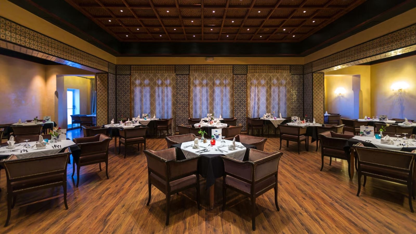 restaurants-restaurants