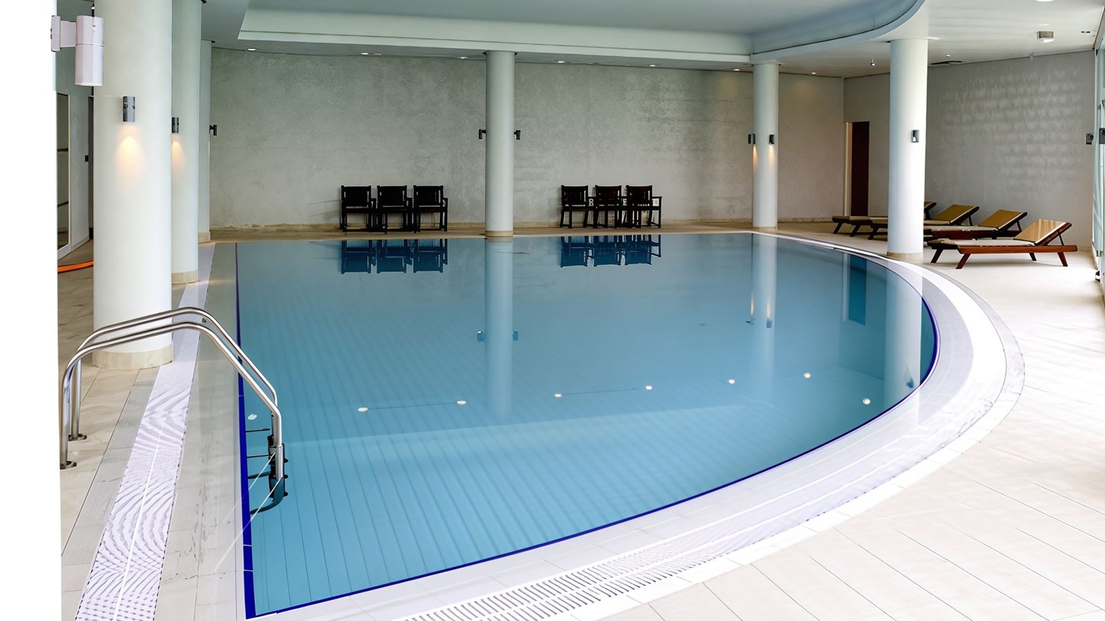 pools-indoor-pool