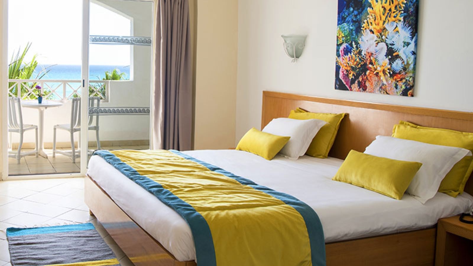 rooms-room-standard-single-seaview-with-balcony-or-terrace