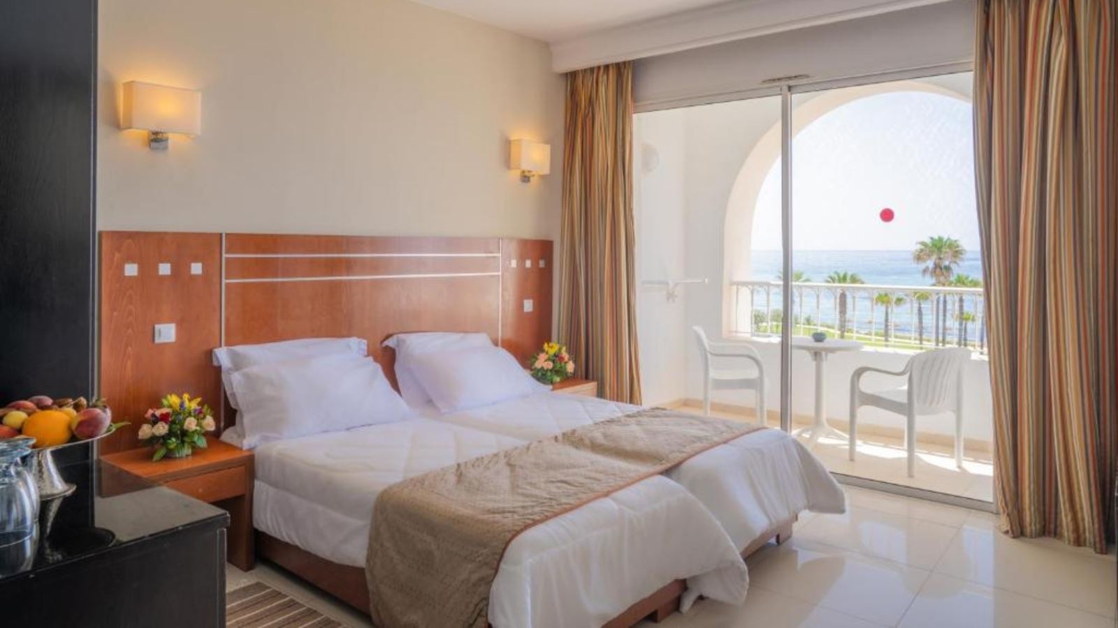 rooms-double-standard-room-sea-view