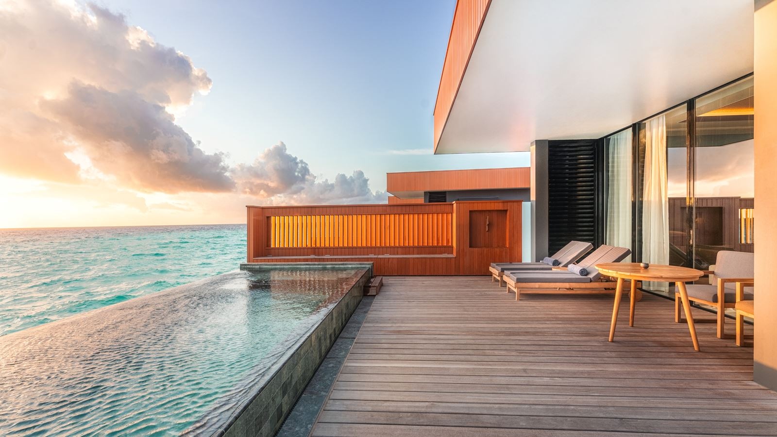 rooms-sunset-ocean-pool-villa--2-bedroom