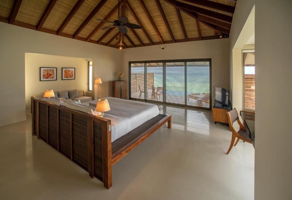 rooms-sunrise-water-pool-villa