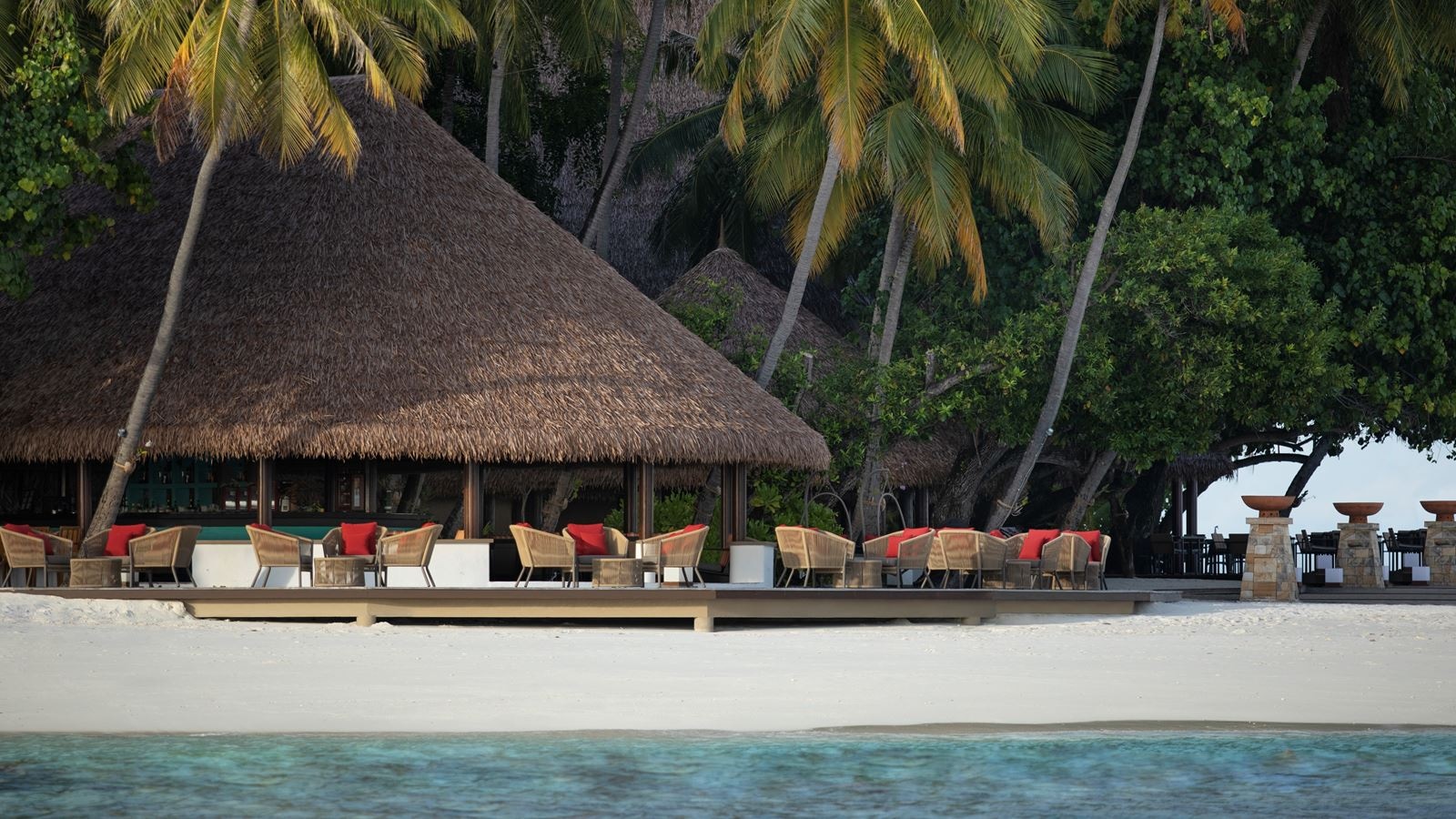 restaurants-the-velaavani-bar