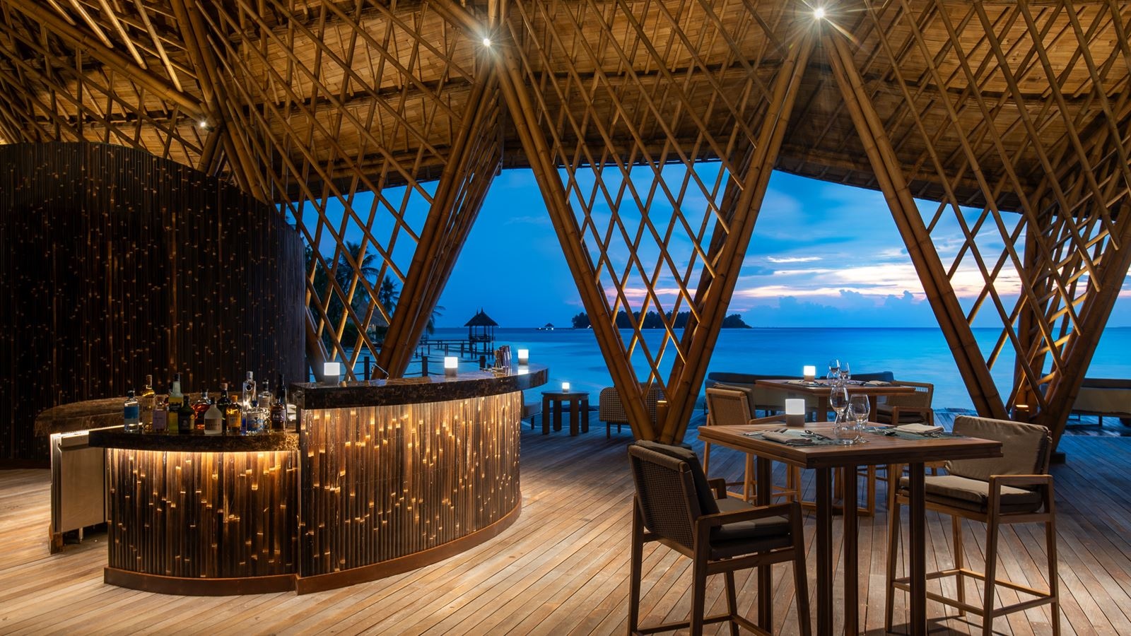 restaurants-madi-hiyaa