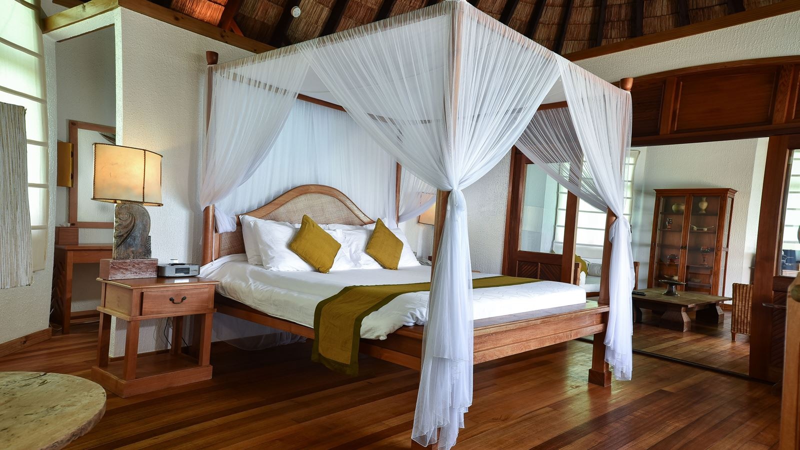 rooms-sunset-lagoon-villa