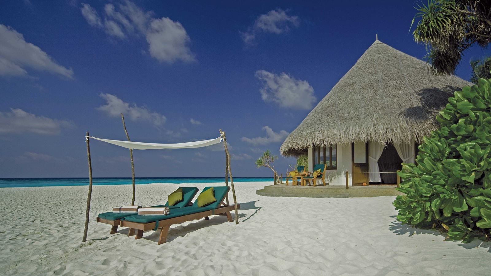 rooms-sunset-beach-villa