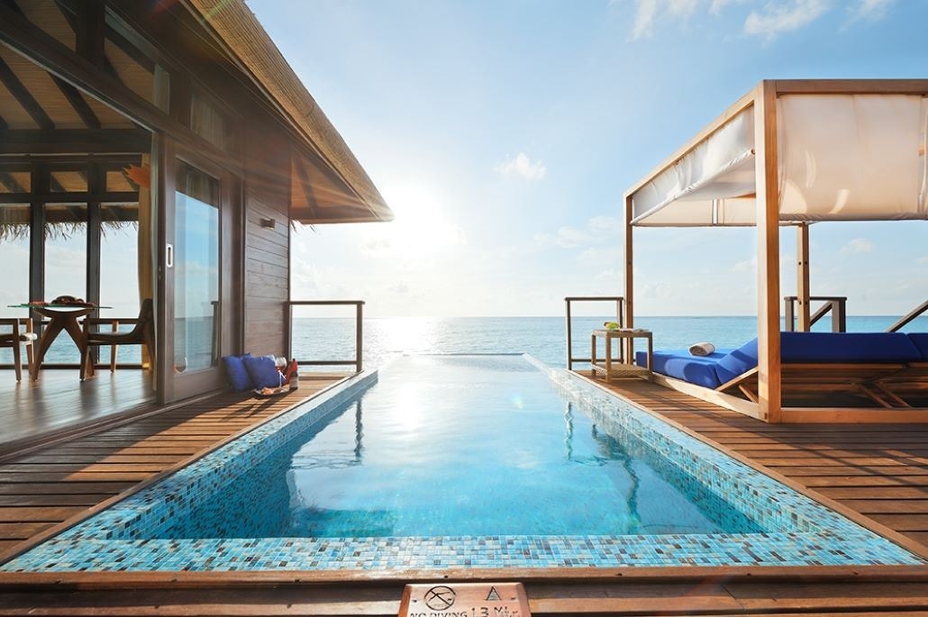 rooms-coco-residence-with-pool