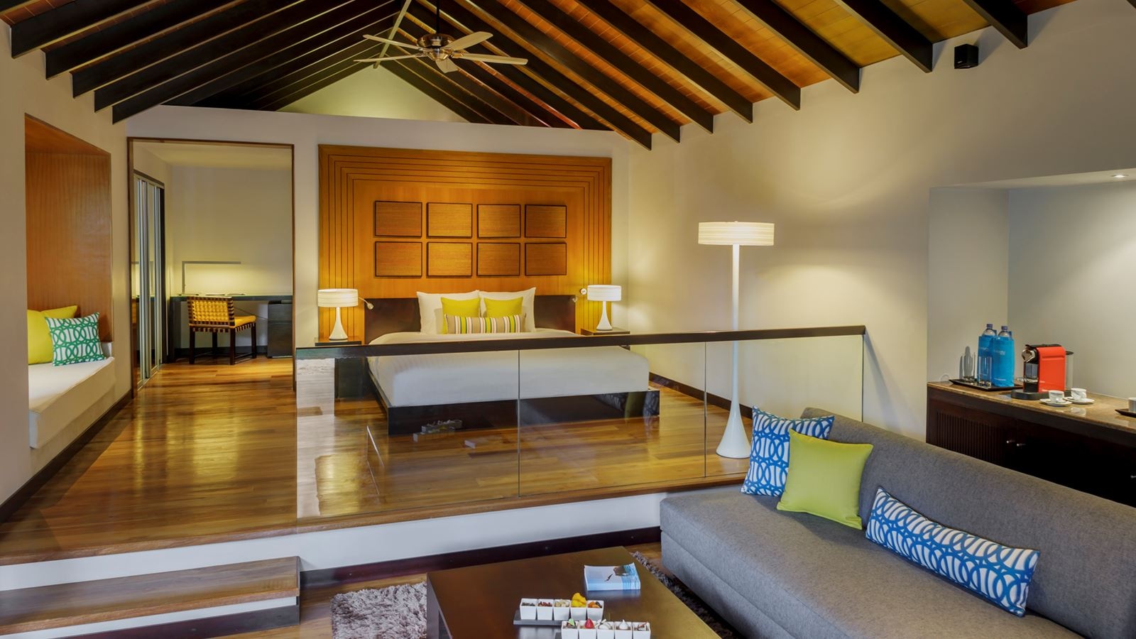 rooms-deluxe-villa-with-pool