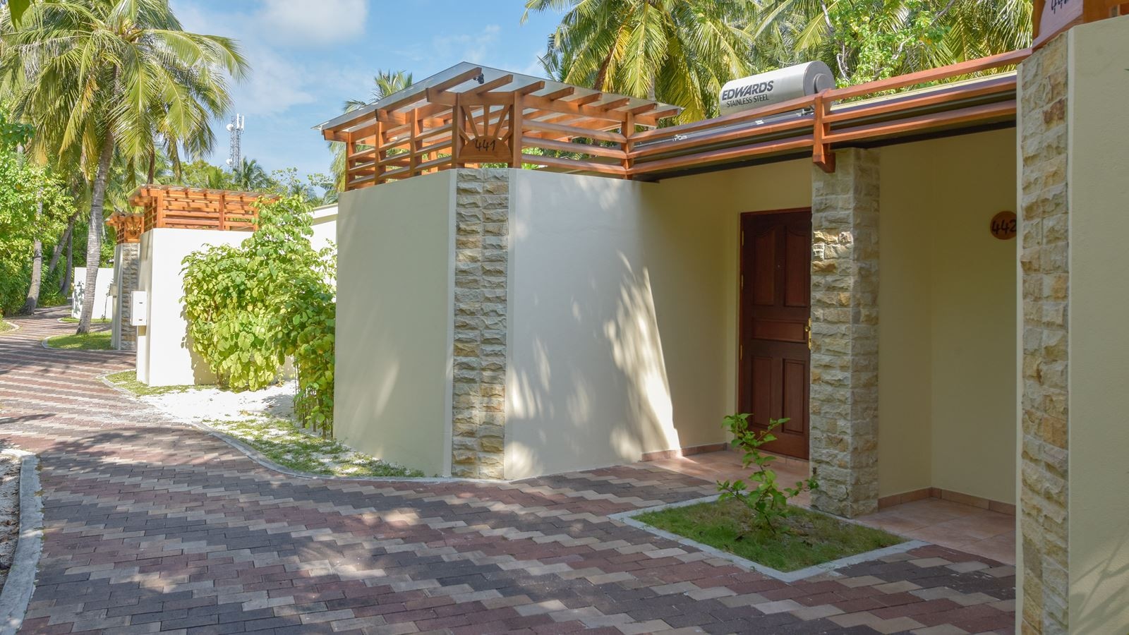 rooms-sunset-beach-villa