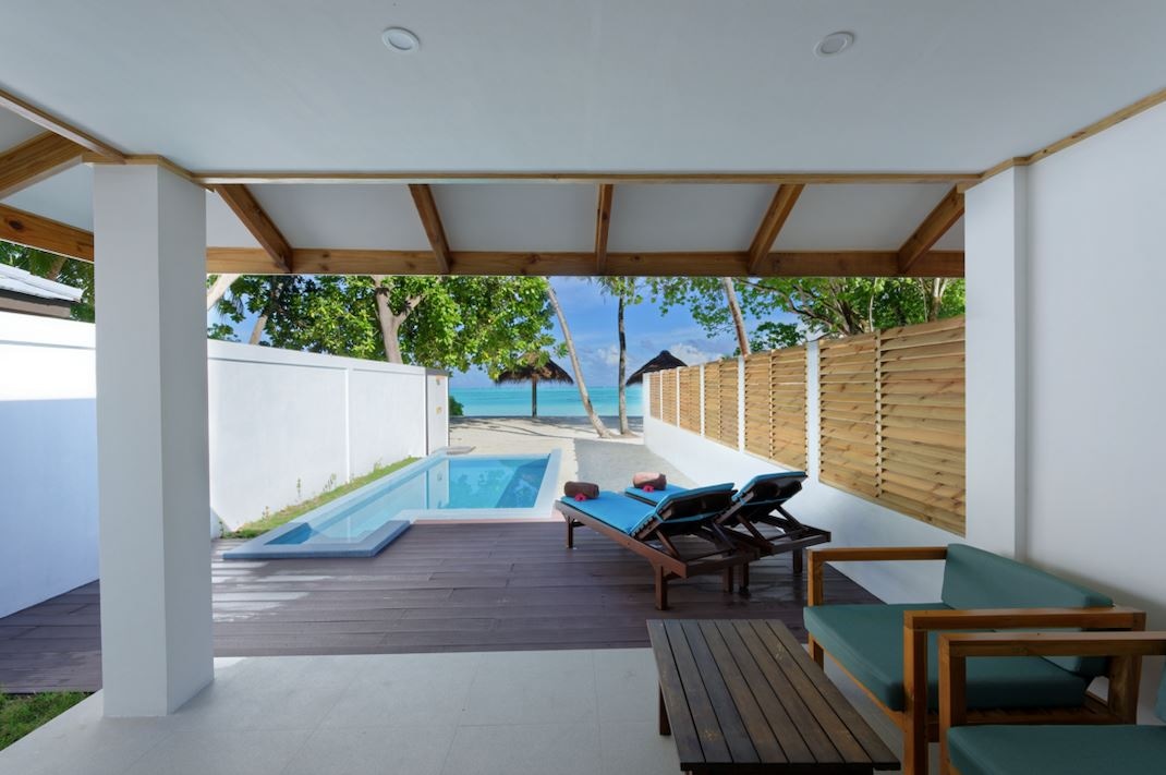 rooms-beach-pool-villa