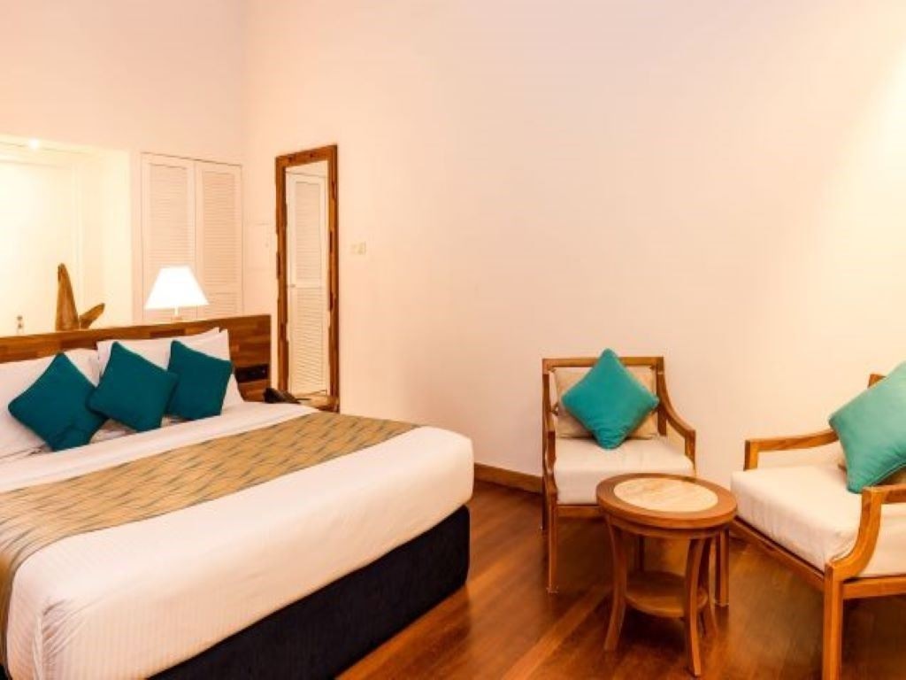 rooms-deluxe-beach-villas