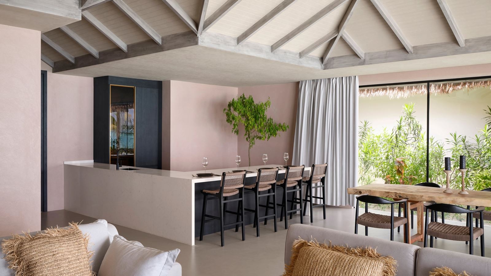 rooms-one-bedroom-residence-with-beach-pool-and-garden-pool