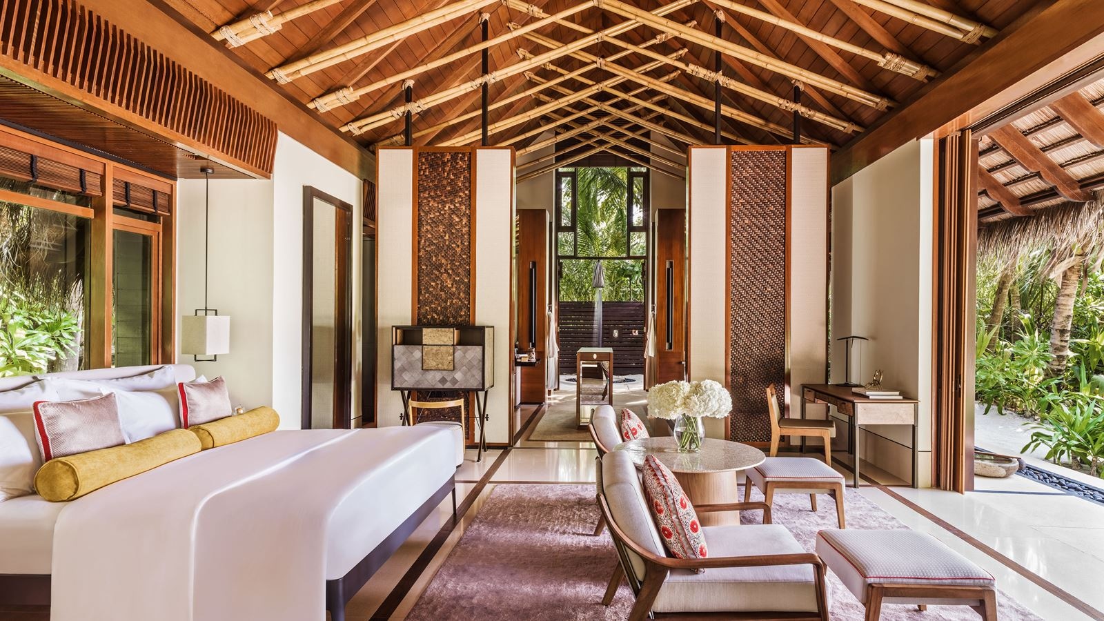 rooms-beach-villa-with-pool