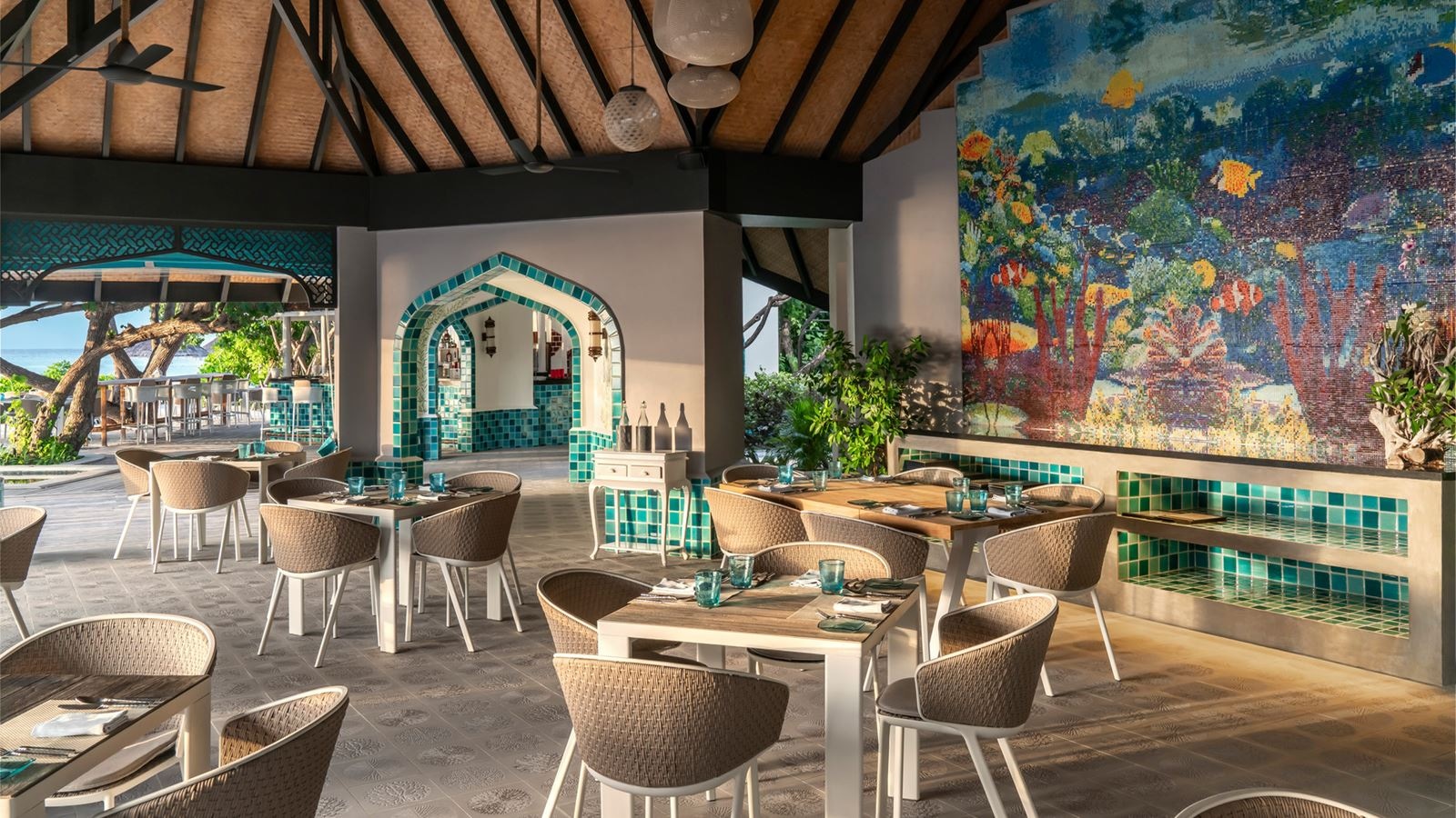 restaurants-restaurants