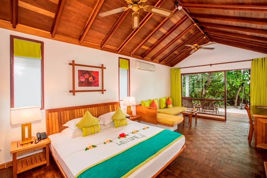 rooms-deluxe-sunset-villa