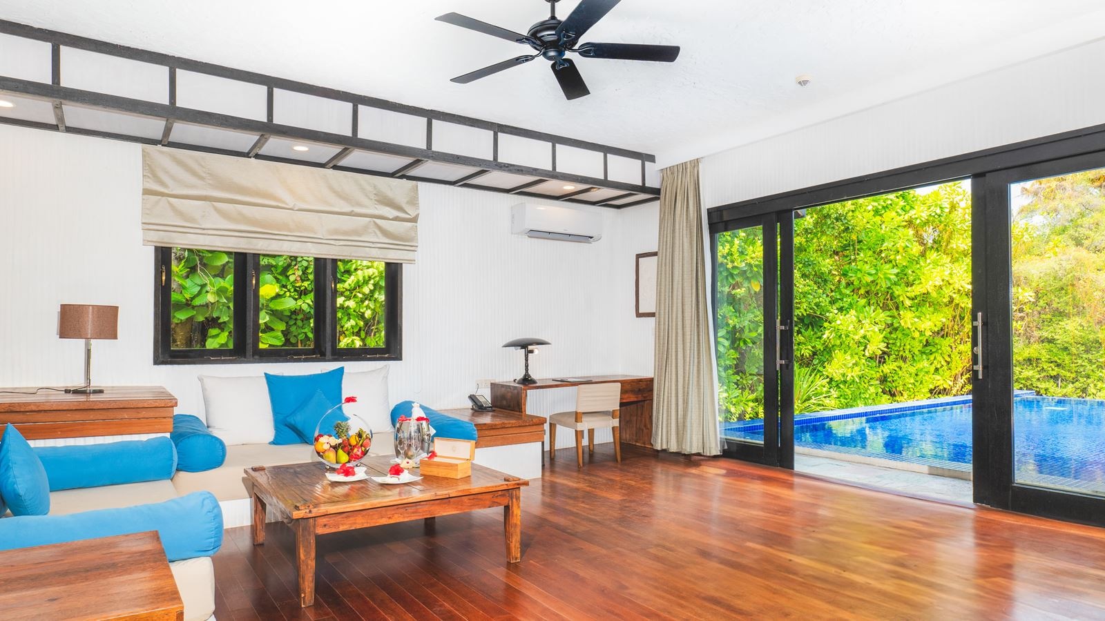 rooms-sunset-beach-residence-with-pool