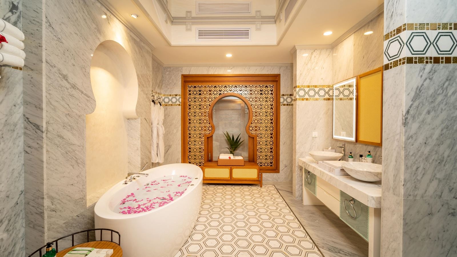 rooms-grand-beach-residence-with-sunrise-pool-3-br